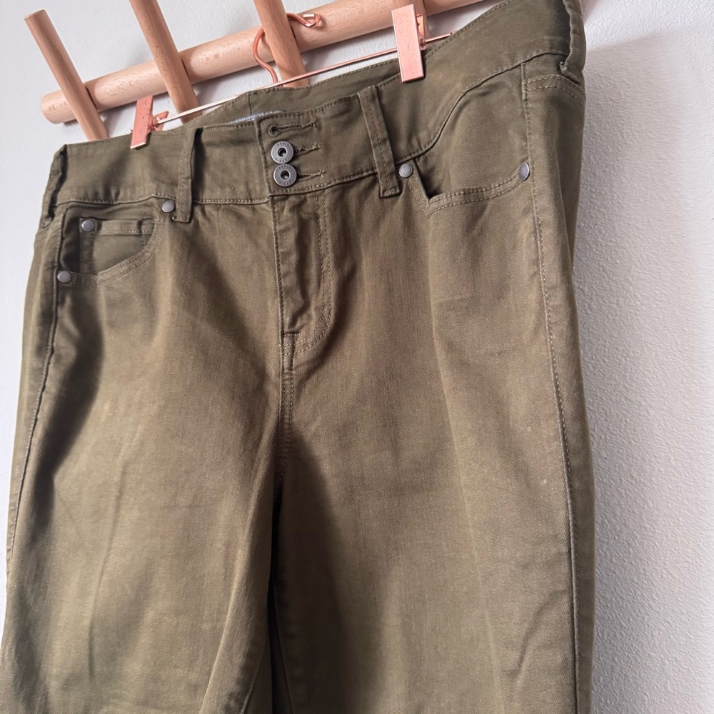 Torrid Super Soft Olive Green Skinny Jeans size 16 Tall - Picture 5 of 12